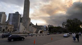 Cabandié reveló nombres de dueños de campos y publicó una foto del inicio de un incendio