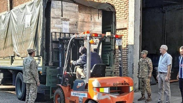 La llegada del cargamento de leche se produjo el pasado viernes y es distribuida.