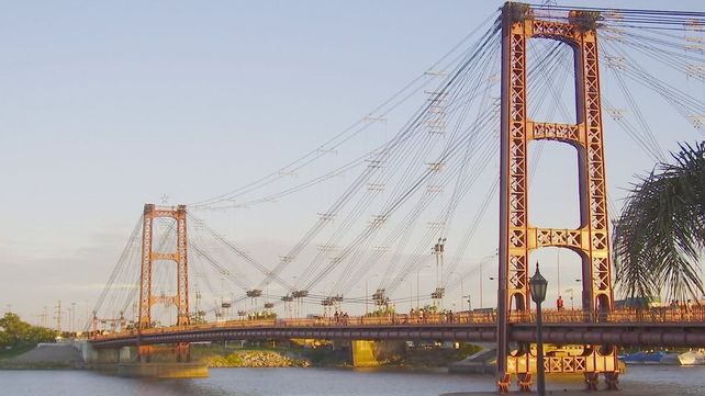 Realizarán una marcha por el clima en el Puente Colgante