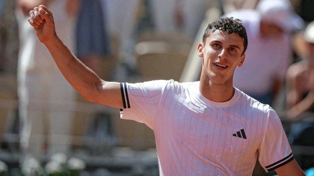 Batacazo en Roland Garros: Juan Manuel Cerúndolo eliminó al N° 1 del mundo