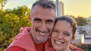 El docente Juan Francisco Trigatti junto a su esposa Fernanda De Luca.