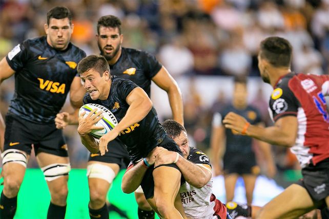 Los Jaguares vencieron a Lions en el debut