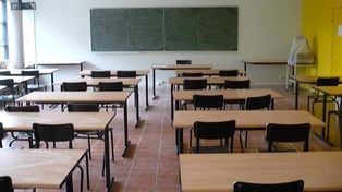 Inscriben para concurso de asistentes escolares