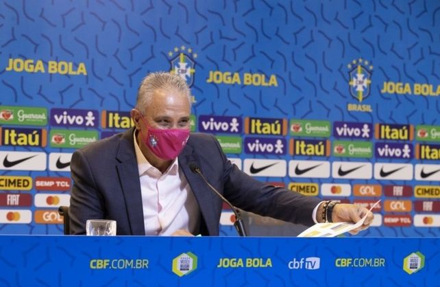 Tite dio la lista de Brasil para las Eliminatorias