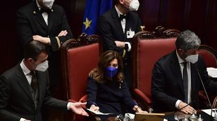 La presidenta del Senado, Maria Elisabetta Alberti Casellati, en la votación de este viernes. Tuvo 382 apoyos.
