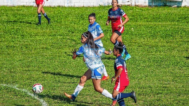 Santa María de Oro derrotó a San Benito y sigue en la Copa Entre Ríos.