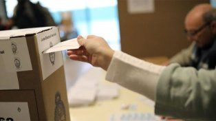 PASO: comenzó la prohibición de publicar encuestas