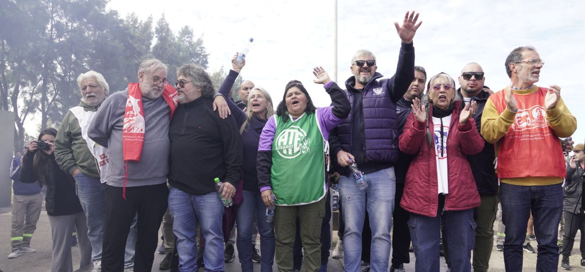 Gobiernos versus sindicatos, una vieja pelea con nuevas reglas