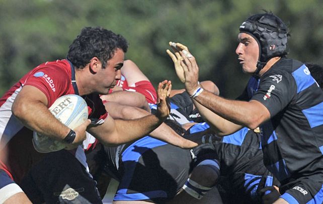 De atropellada. Loga estuvo muy cerca de arruinarle la tarde a Universitario. El equipo de Las Delicias ganó y encima se vio favorecido por el triunfo de GER.