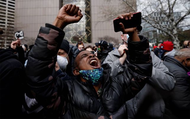 El ‘caso Floyd’ despertó la mayor ola de protestas contra el racismo en Estados Unidos desde el asesinato de Martin Luther King y provocó una verdadera catarsis nacional. En la imagen