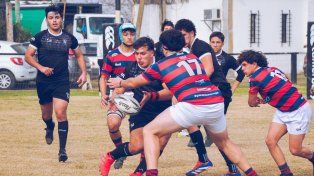 Universitario derrotó a Cha Roga en la cuatro categorías.