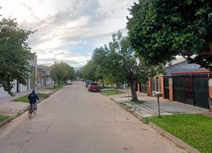 ¿Qué pasa en barrio Belgrano?: en una nueva entradera, una familia quedó encerrada en su casa al acecho de delincuentes