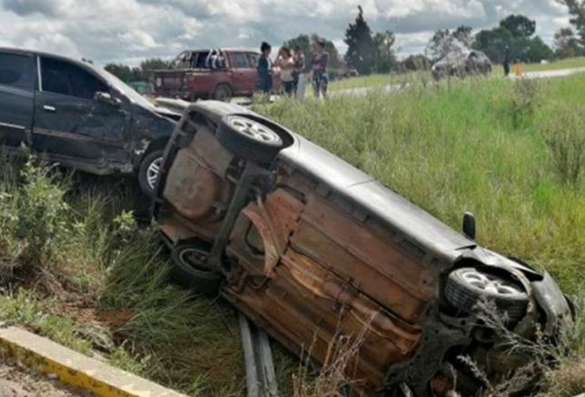 Cruzó la ruta y generó un violentísimo choque