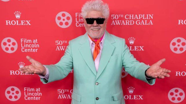 El cineasta Pedro Almodóvar recibió un premio en Nueva York y disparó contra Trump y comparó a Estados Unidos con Rusia