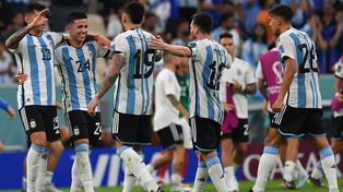 Alegría total tras el golazo de Enzo Fernández. los festejos continuaron en el vestuario.