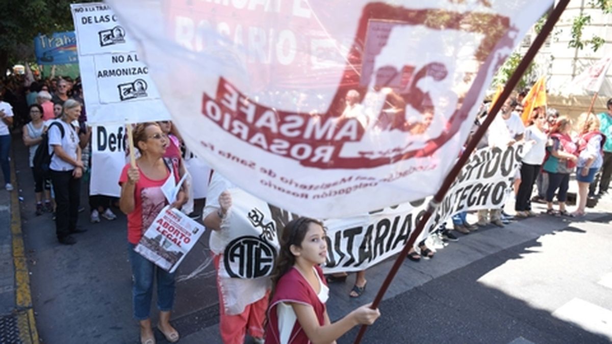Los docentes vuelven al paro y se profundiza el conflicto salarial