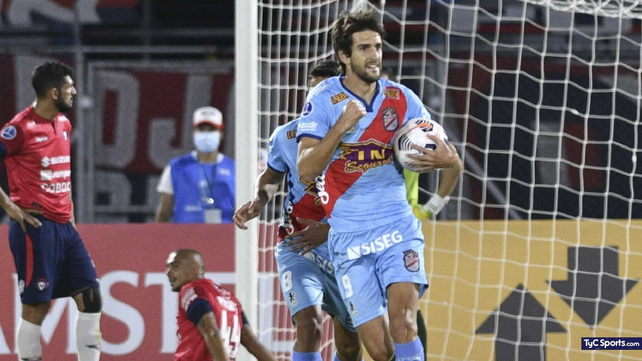 Arsenal debe vencer a Bolívar y rezar para seguir en la Copa