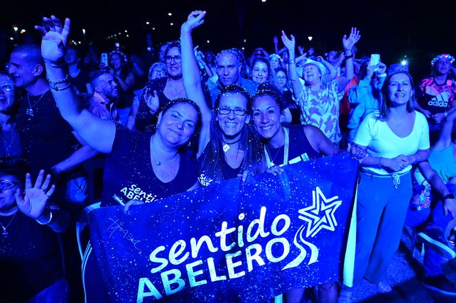 Abel Pintos revolucionó el sur santafesino con un show ante 40 mil personas