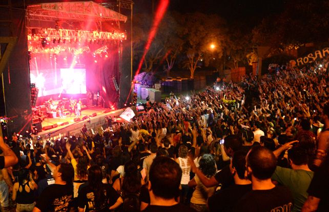 El hombre oriundo de La Plata fue atacado a la madrugada tras el show en el Parque Urquiza.