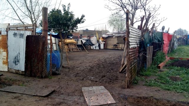 Villa Gobernador Gálvez: preguntaron por un vecino y después lo mataron de dos tiros