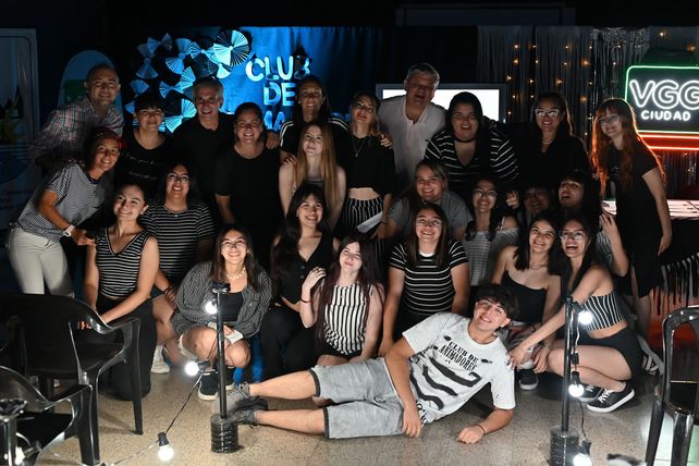 Es una capacitación gratuita destinada a personas mayores de 16 años que apunta a brindar herramientas para el acompañamiento y la coordinación de grupos