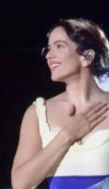 Rosalía volvió a pedir disculpas en su primera noche en Buenos Aires