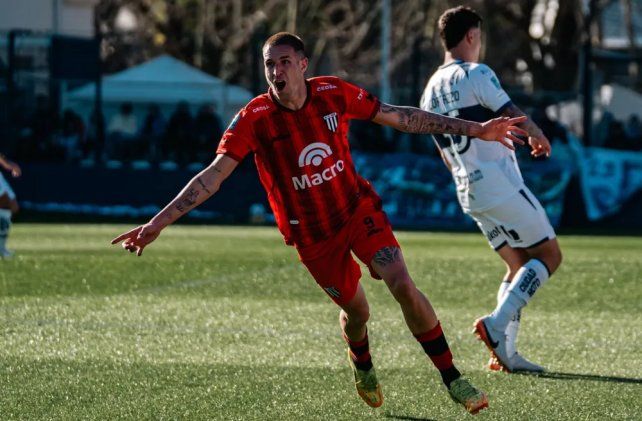 Con tres goles de Agustín Módica