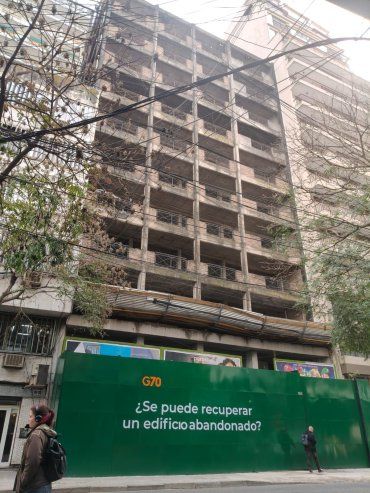 Tras veinte años parada, se reactiva la construcción de un edificio en el centro