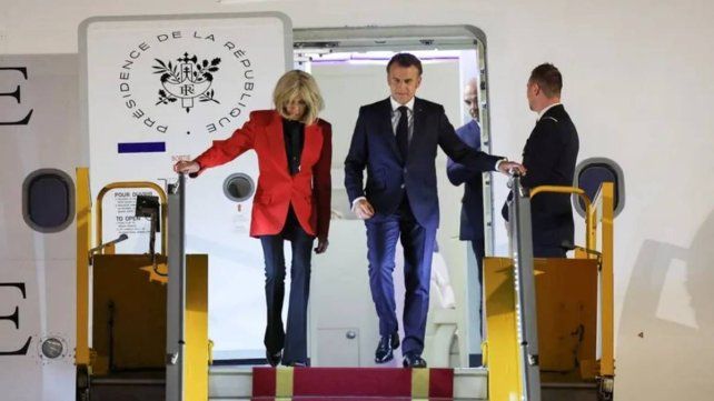El video del incidente de pareja entre Macron y su esposa que sacude a Francia
