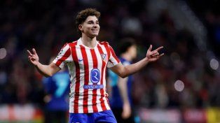 Julián Álvarez realizó su aporte goleador.