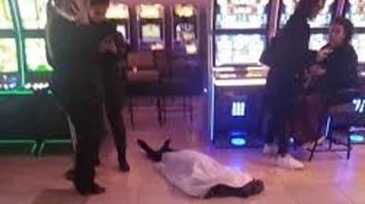 Mar del Plata: una mujer murió en un bingo y los apostadores continuaron jugando