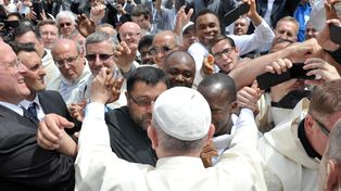 Exhorto del Papa por un compromiso con los pobres
