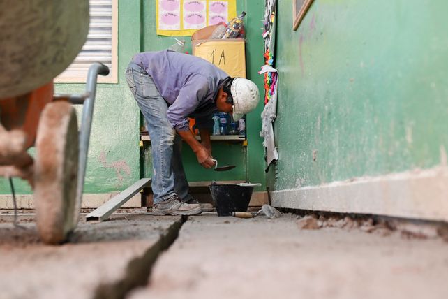 A través del FAE, el municipio de Villa Gobernador Gálvez realizó más de 900 trabajos en escuelas y jardines