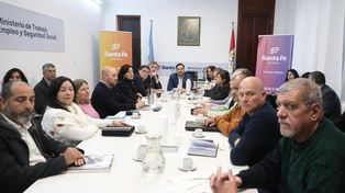 Definición. Los docentes votarán este miércoles si aceptan la nueva oferta o la rechazan con medidas de fuerza para la semana entrante.