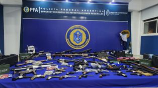 Tráfico de armas: cae red de usuarios, armeros y exempleados de Renar