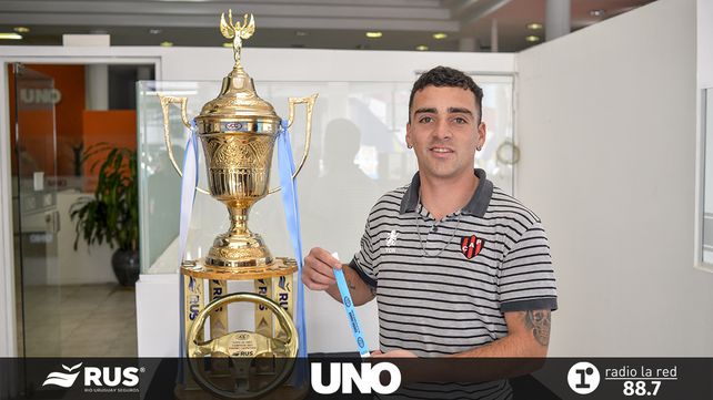 Lectores de UNO se fueron con la entrada y la foto con la Copa