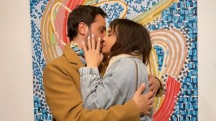 Celeste Cid junto al músico Abril Sosa. La pareja anunció su compromiso en redes sociales.&nbsp;