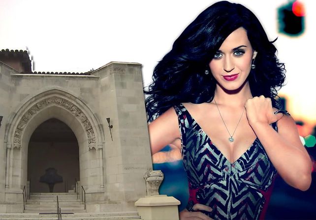 Orlando Bloom cubrió de flores a Katy Perry tras perderse su 32 cumpleaños