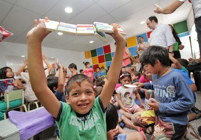 Solares Municipales, un espacio para afianzar la educación de los más chicos