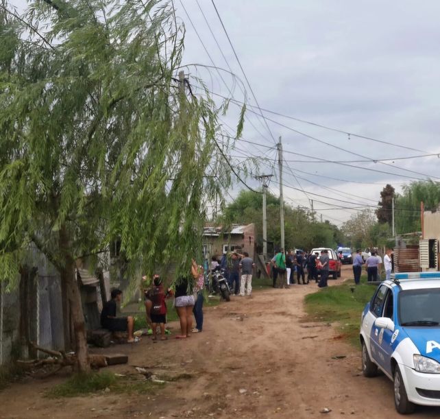 Emboscada y homicidio en barrio San Agustín: mataron de tres balazos a un joven de 19 años en la vía pública