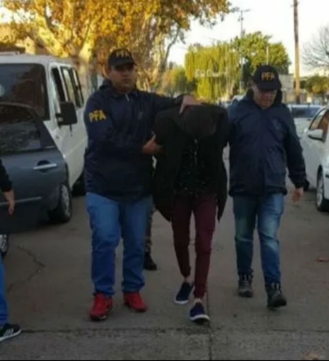 El Pala Gorosito al momento de ser detenido por efectivos de la PFA. Este jueves fue condenado a 27 años de prisión.