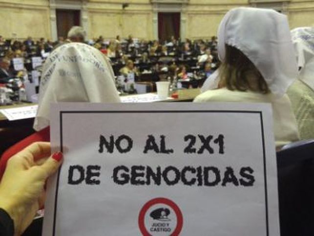 Madres y abuelas estuvieron en el Parlamento argentino. Foto Hijos.&nbsp;