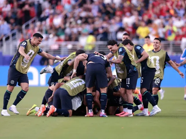 Paraguay volvió al triunfo en los mundiales.