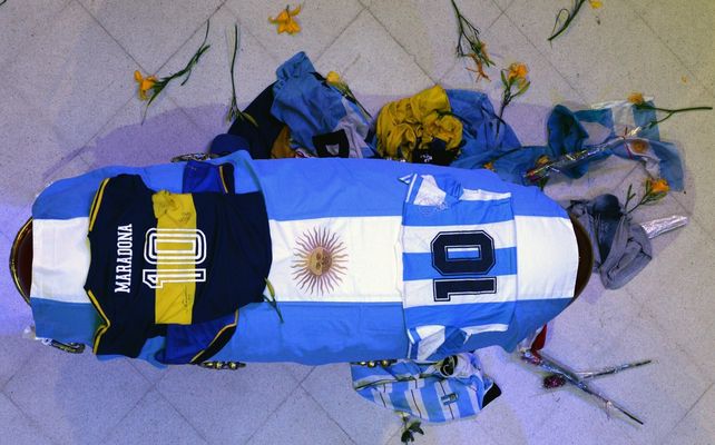 Para los fiscales, el control médico de Maradona en el country era totalmente deficiente