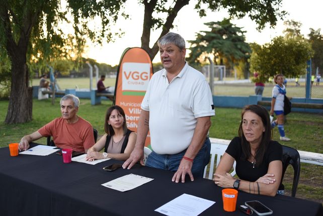 Las instituciones recibieron el aporte del FAD que podrán utilizar para compra de materiales deportivos u obras menores.