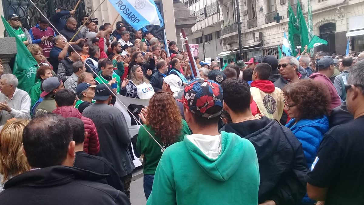 Gremios se suman al paro de la CGT del 29 de mayo