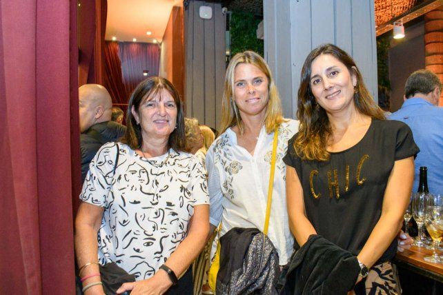 Adriana Bisón,  Julieta Cavalieri y Soledad Zelads