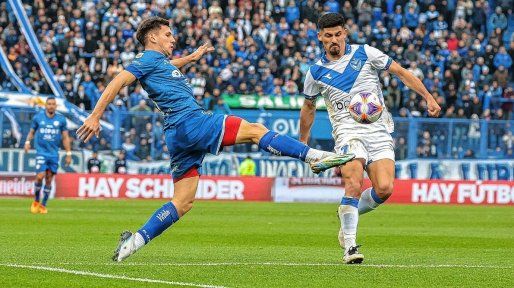 Unión otra vez falló en la definición, empató ante Vélez en un duelo clave y sigue sin ganar con Kily González