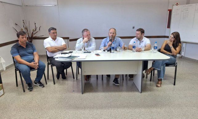 El Senador Michlig encabezó un acto de fortalecimiento del sistema de salud y de la red vial departamental