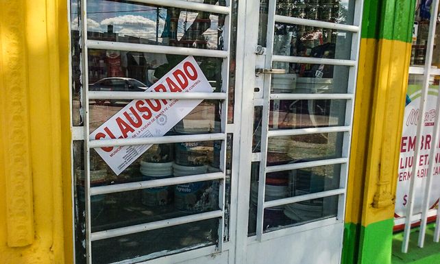 Clausuraron a tres reconocidas empresas por arrojar residuos en el norte de la Ciudad Clausuraron a tres reconocidas empresas por arrojar residuos en el norte de la Ciudad